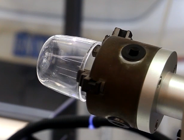 紫外激光打標(biāo)機(jī)的應(yīng)用優(yōu)勢